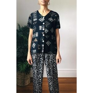 Requirements Tribal Blouse (Medium)
